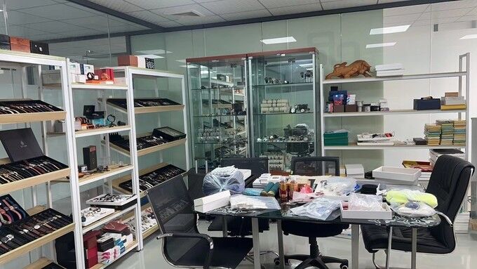 Dong Guan Aopiqiu Watch Co., Ltd., manufacturer production line